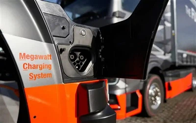 メガワット充電システムの出現: EV 急速充電の次の飛躍